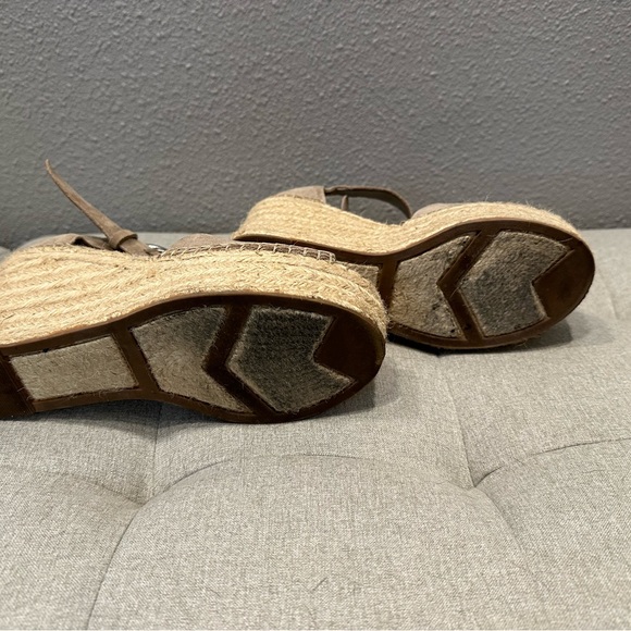 Gently worn Marc Fisher espadrille wedge - Picture 3 of 4